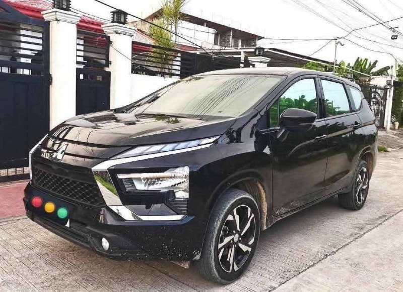 Xpander Black